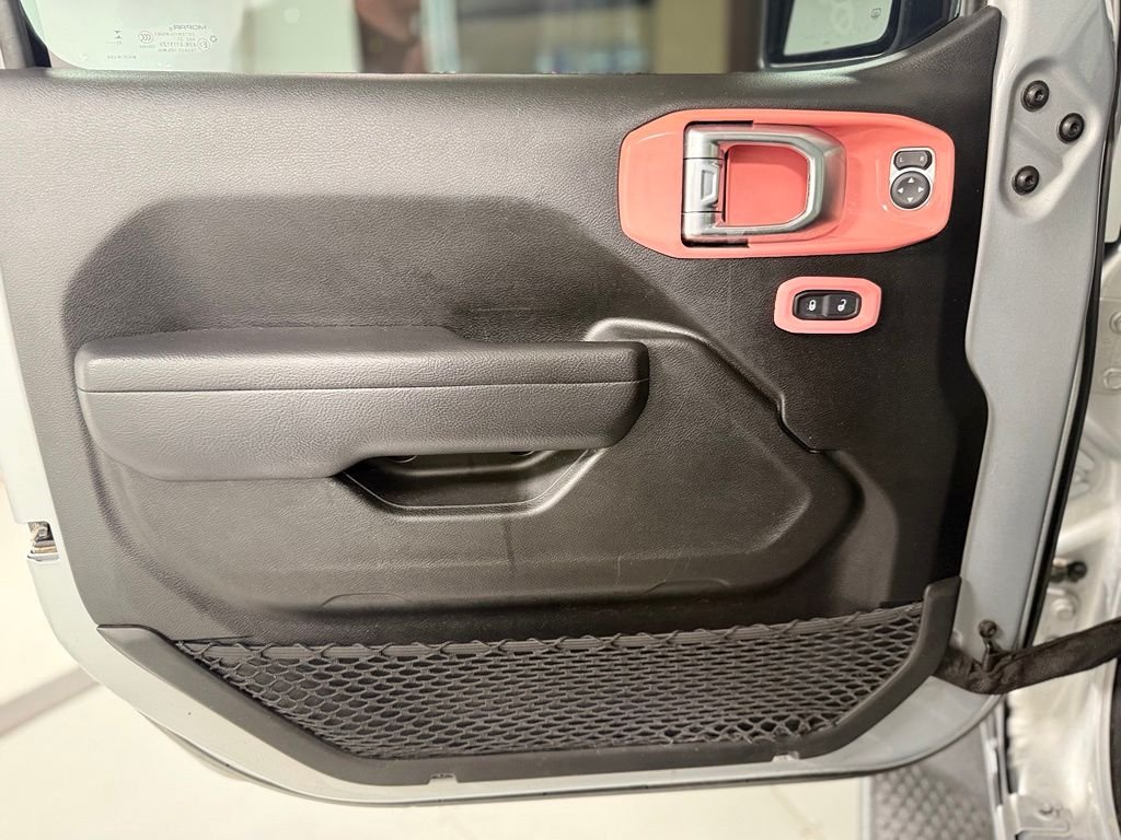 Used 2024 Silver Jeep Sport S image 13