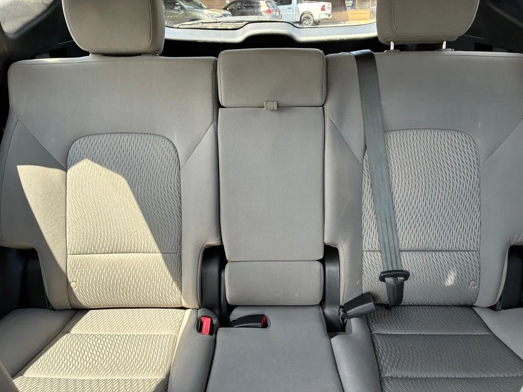 Used 2017 Silver Hyundai 2.4 Base image 15