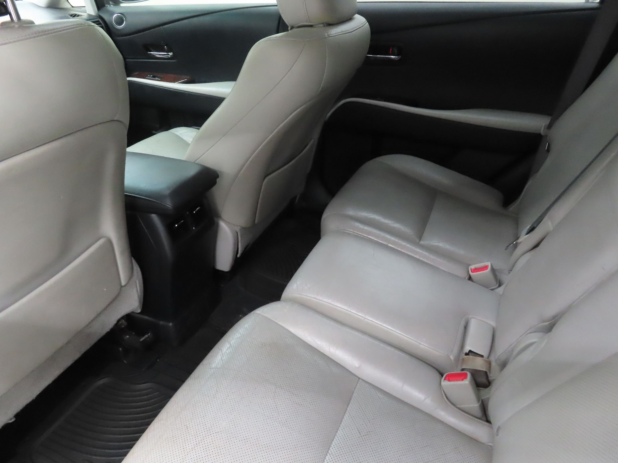 Used 2012 Gray Lexus 450h image 22