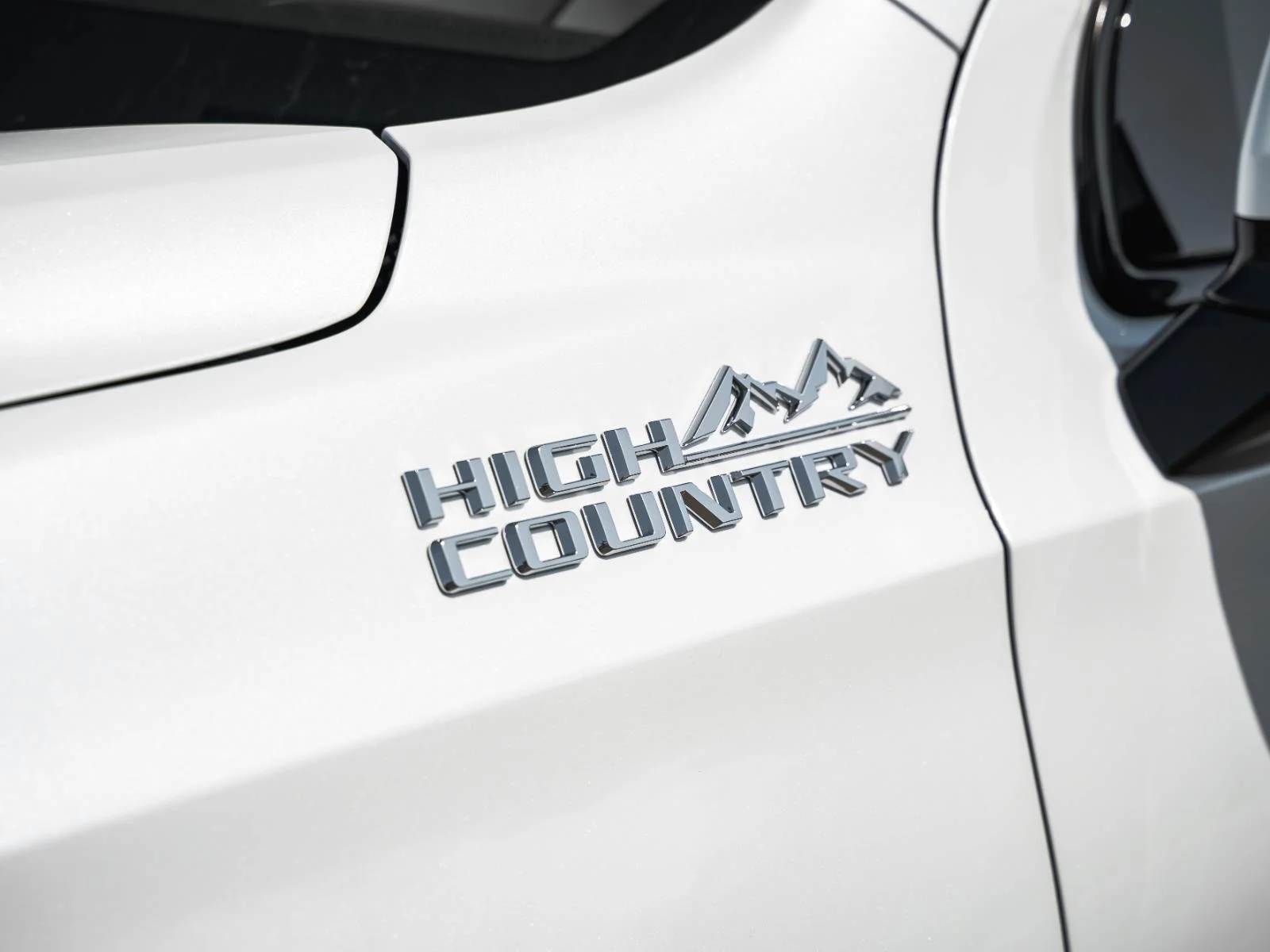 New 2026 Polar White Tricoat Chevrolet High Country image 49
