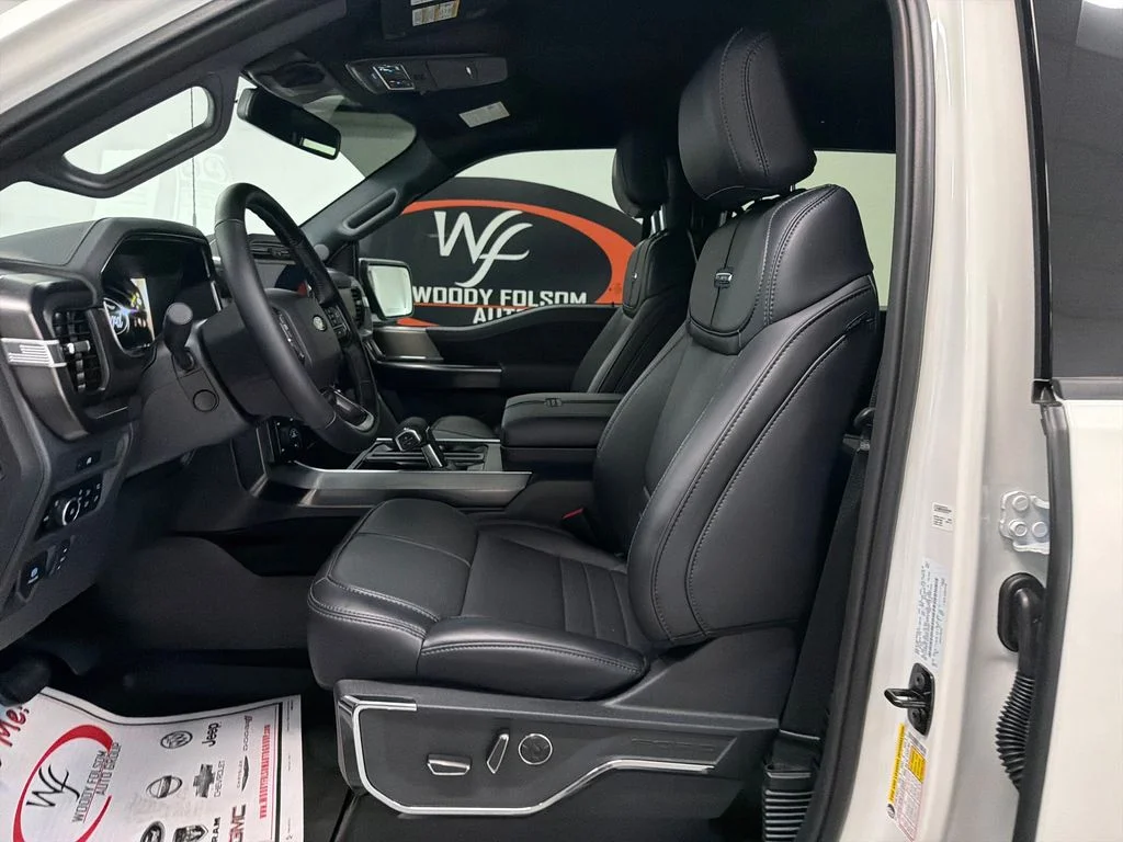 Used 2025 White Ford Platinum image 9