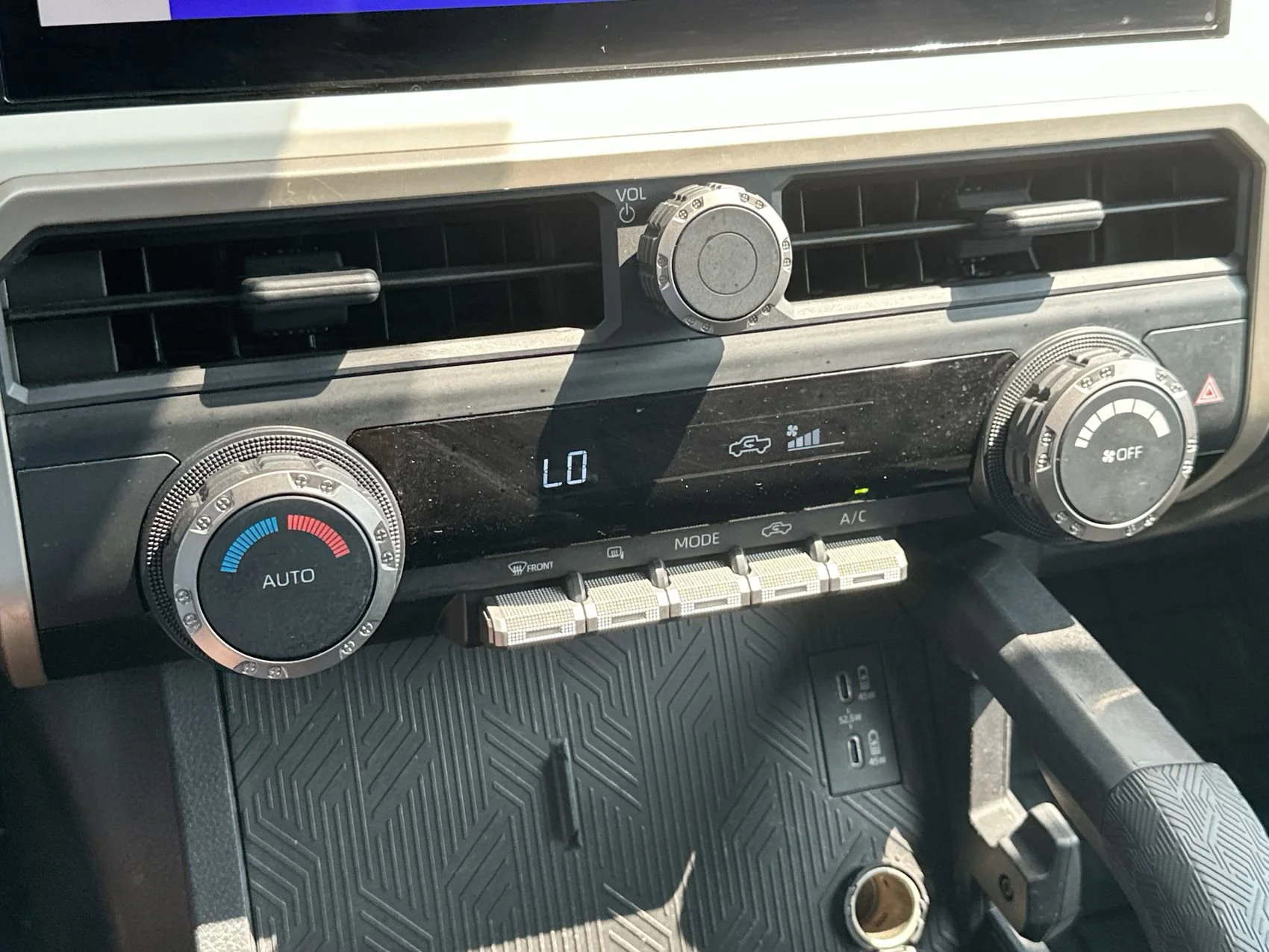 Used 2024 Ice Toyota TRD Off-Road image 18
