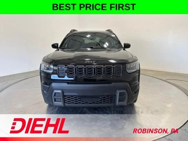 New 2026 Diamond Black Crystal Pearl-Coat Exterior Paint Jeep 85th Anniversary image 2