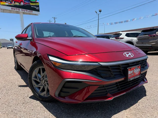 2024 Hyundai Elantra SEL