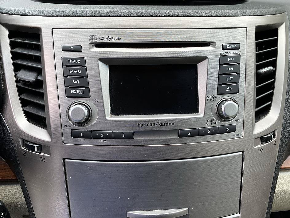 Used 2013 Caramel Bronze Pearl Subaru 2.5i Limited image 16