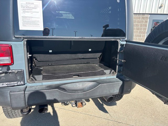 Used 2015 Anvil Clearcoat Jeep Sport image 11