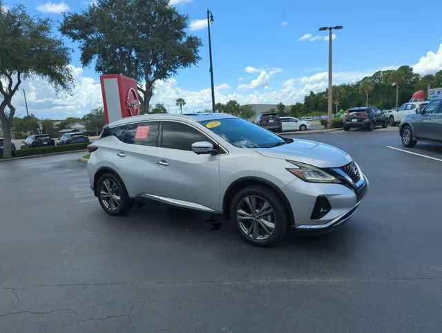Used 2020 Silver Nissan Platinum image 1