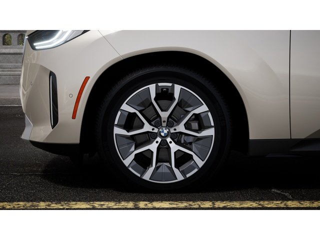 New 2026 Dune Grey Metallic BMW 30 xDrive image 7