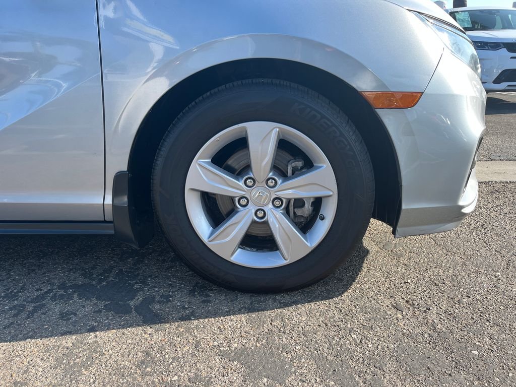 Used 2019 Silver Honda EX-L image 49