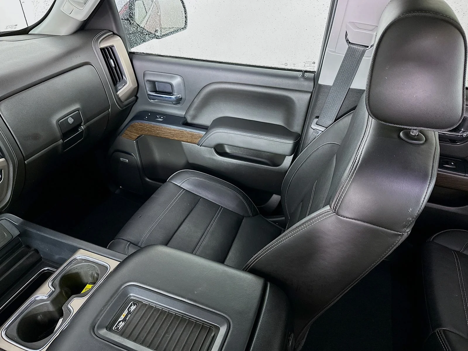 Used 2018 Red Quartz Tintcoat GMC Denali image 26