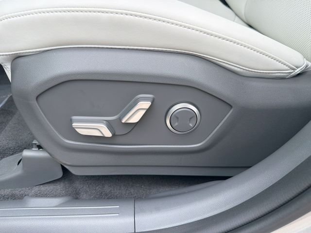 New 2027 Silver Hyundai SEL AWD image 43
