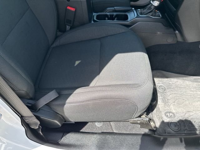 Used 2020 White Jeep Unlimited Sahara image 14