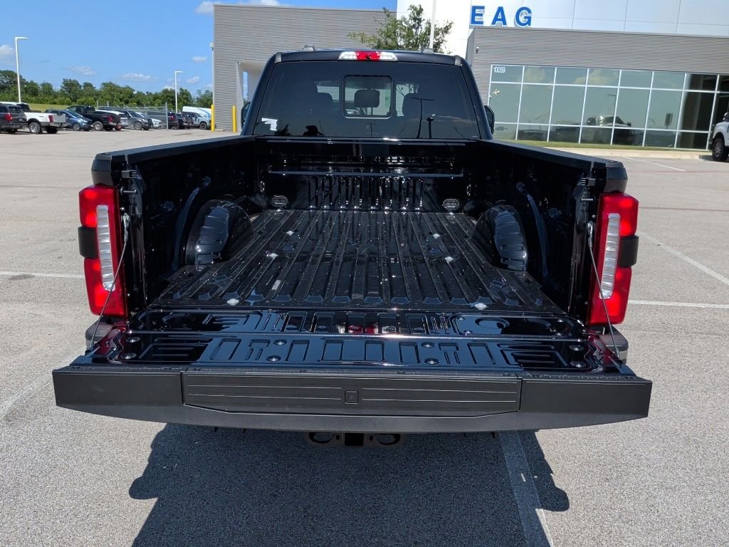 New 2026 Agate Black Metallic Ford F-350® King Ranch® image 45