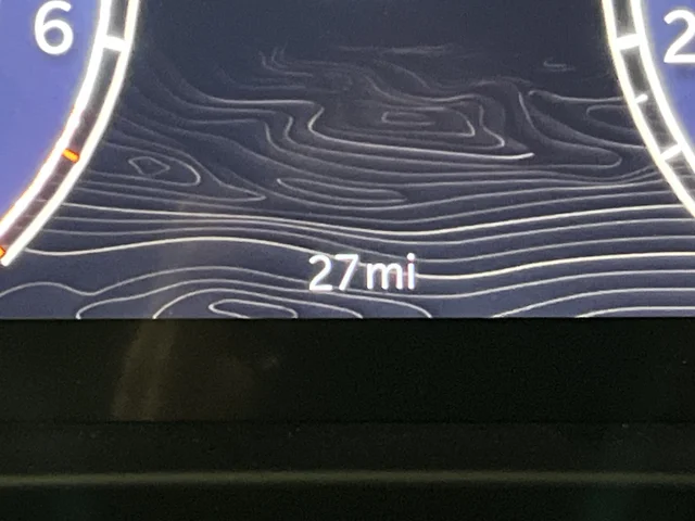 New 2026 Diamond Black Crystal Pearl-Coat Exterior Paint Jeep Limited image 6
