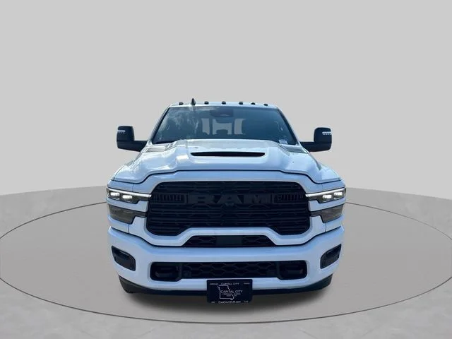 New 2026 Bright White Clear-Coat Exterior Paint RAM Laramie image 11