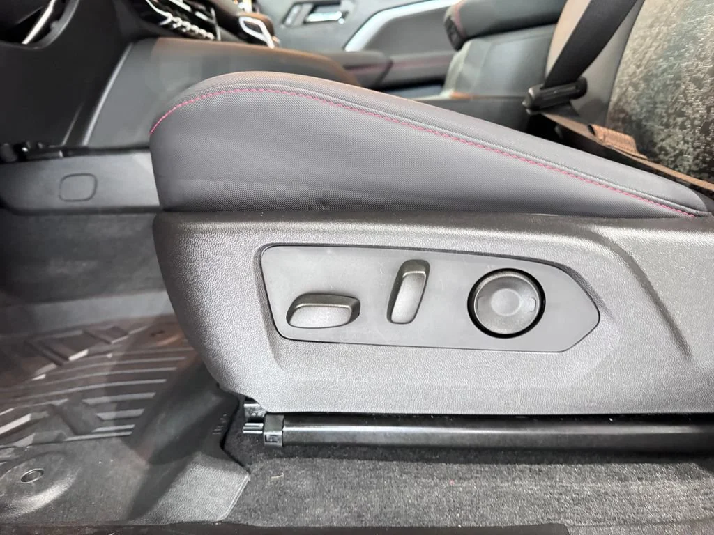 Certified Used 2026 Radiant Red Tintcoat Chevrolet Z71 image 26