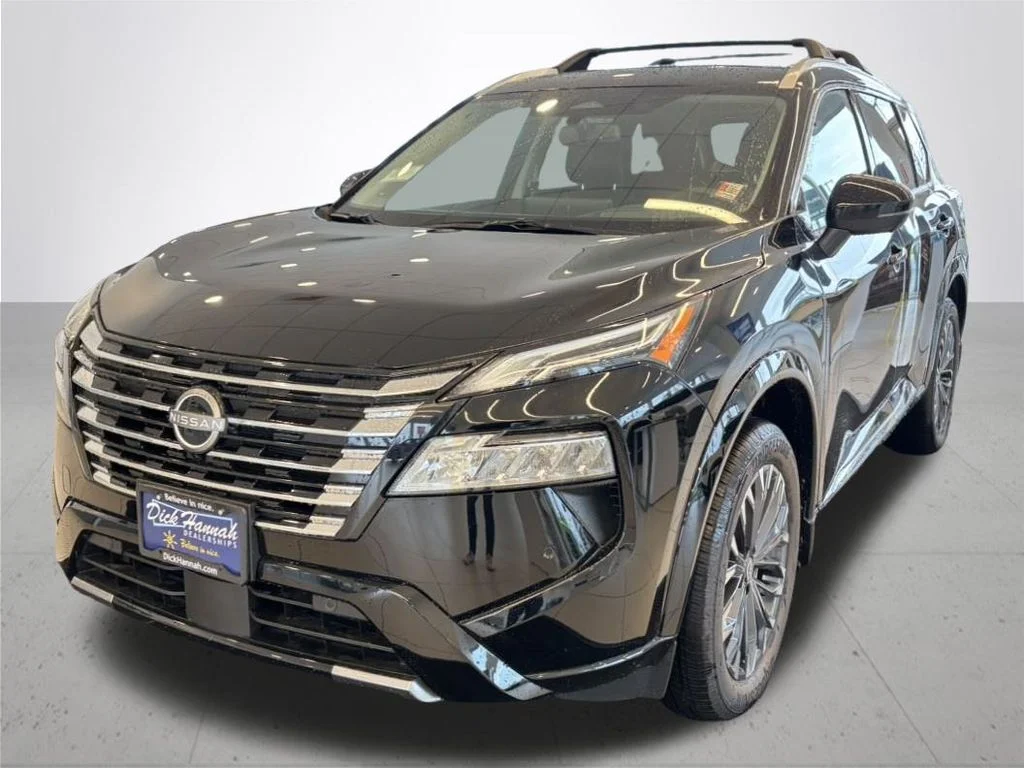 New 2025 Super Black Nissan Platinum image 2