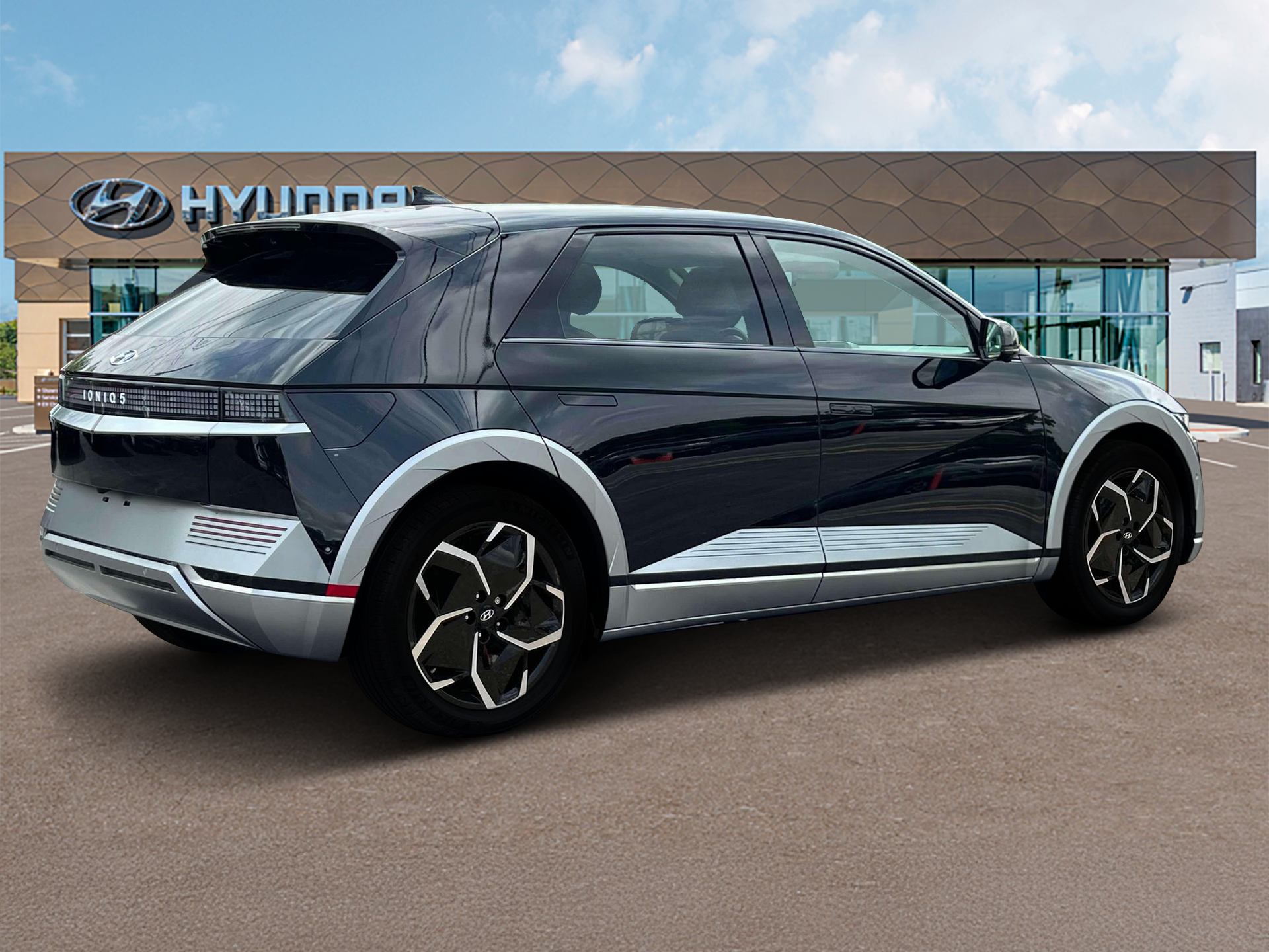 2024 Hyundai IONIQ 5 Limited - Photo 8