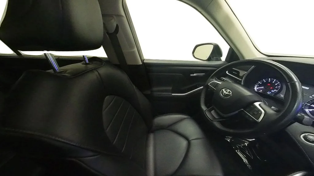 Used 2024 Blue Toyota XLE image 35