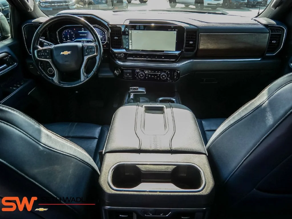 Used 2022 Black Chevrolet High Country image 30