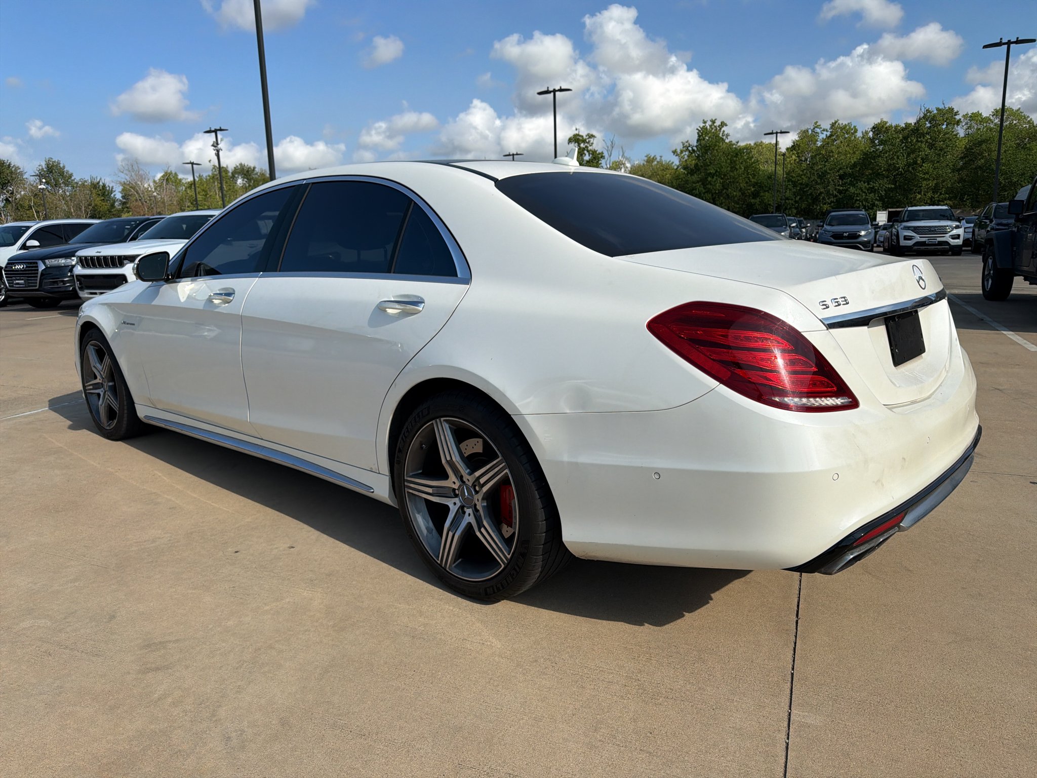 Used 2015 designo Diamond White Mercedes-Benz S63 AMG® image 7