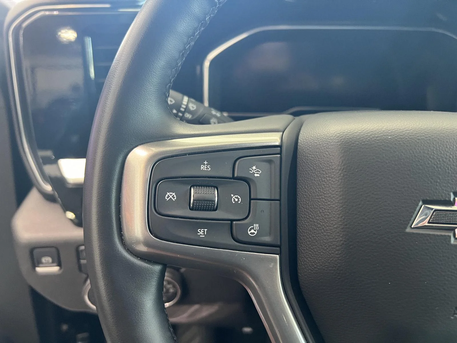 Used 2025 Black Chevrolet LTZ image 18