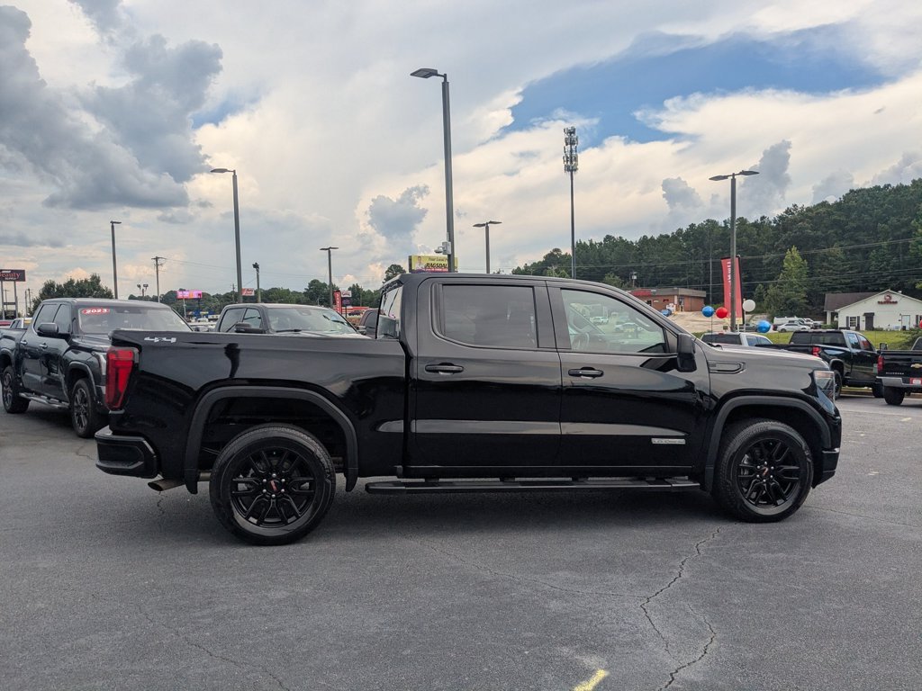 Used 2024 Onyx Black GMC Elevation image 4