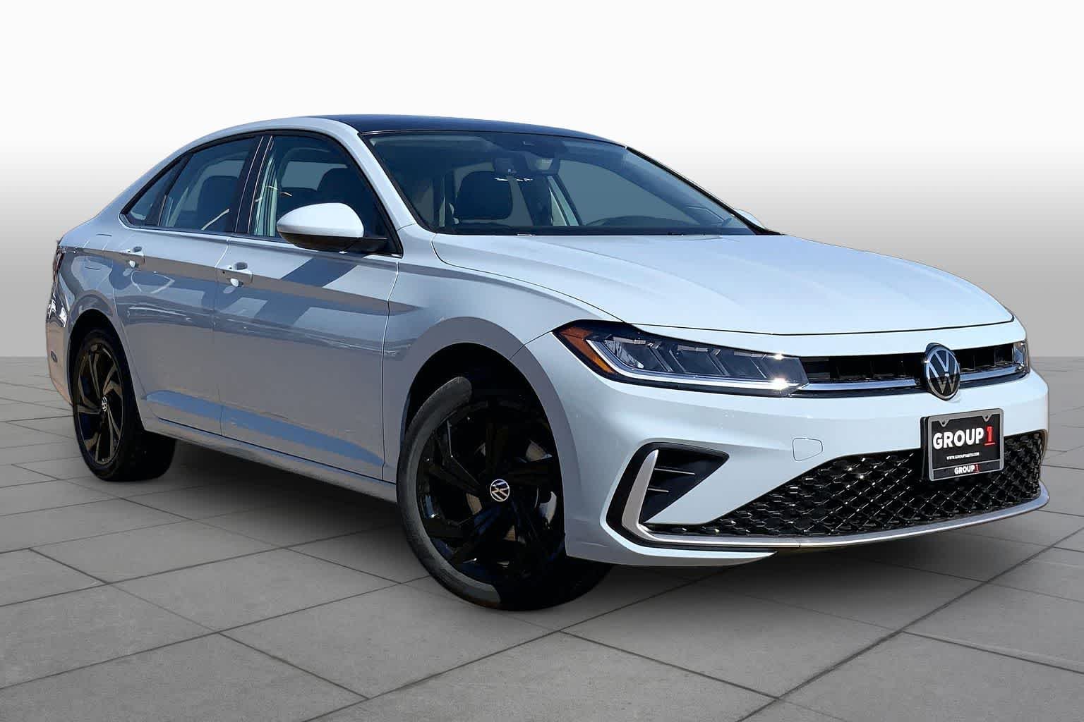 New 2026 Monument Gray Volkswagen SE image 2