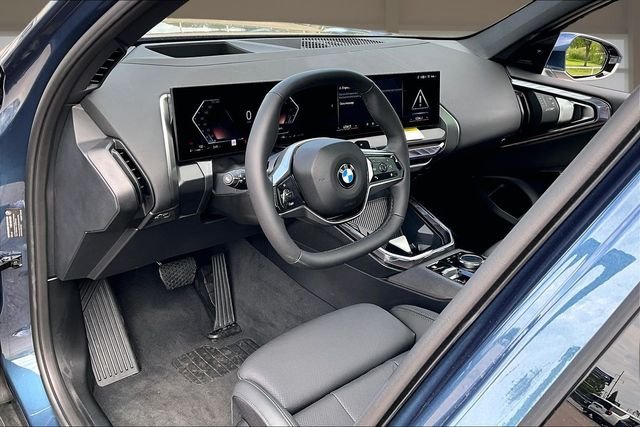 2026 BMW X3 30 - Photo 14