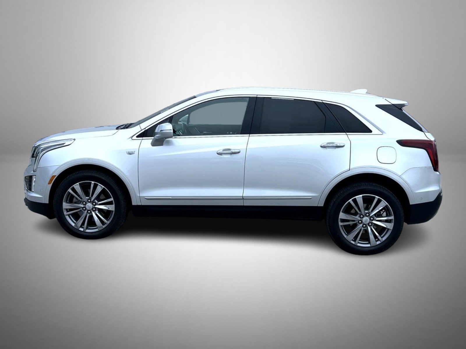 Used 2020 Silver Cadillac Premium Luxury image 8