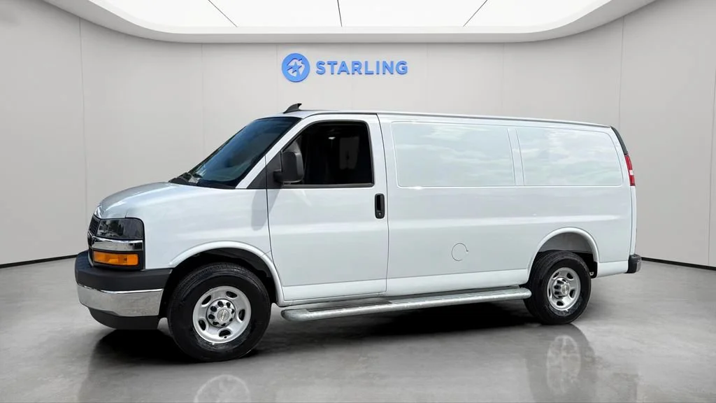 2025 Chevrolet Express Cargo Work Van - Photo 4