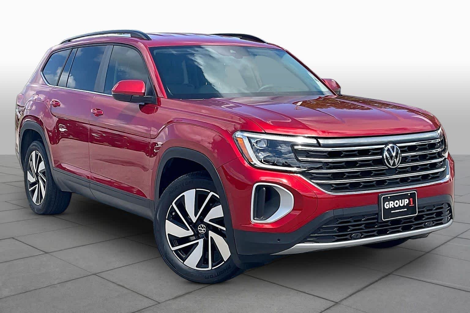 Used 2024 Aurora Red Metallic Volkswagen 2.0T SE w/Technology image 3