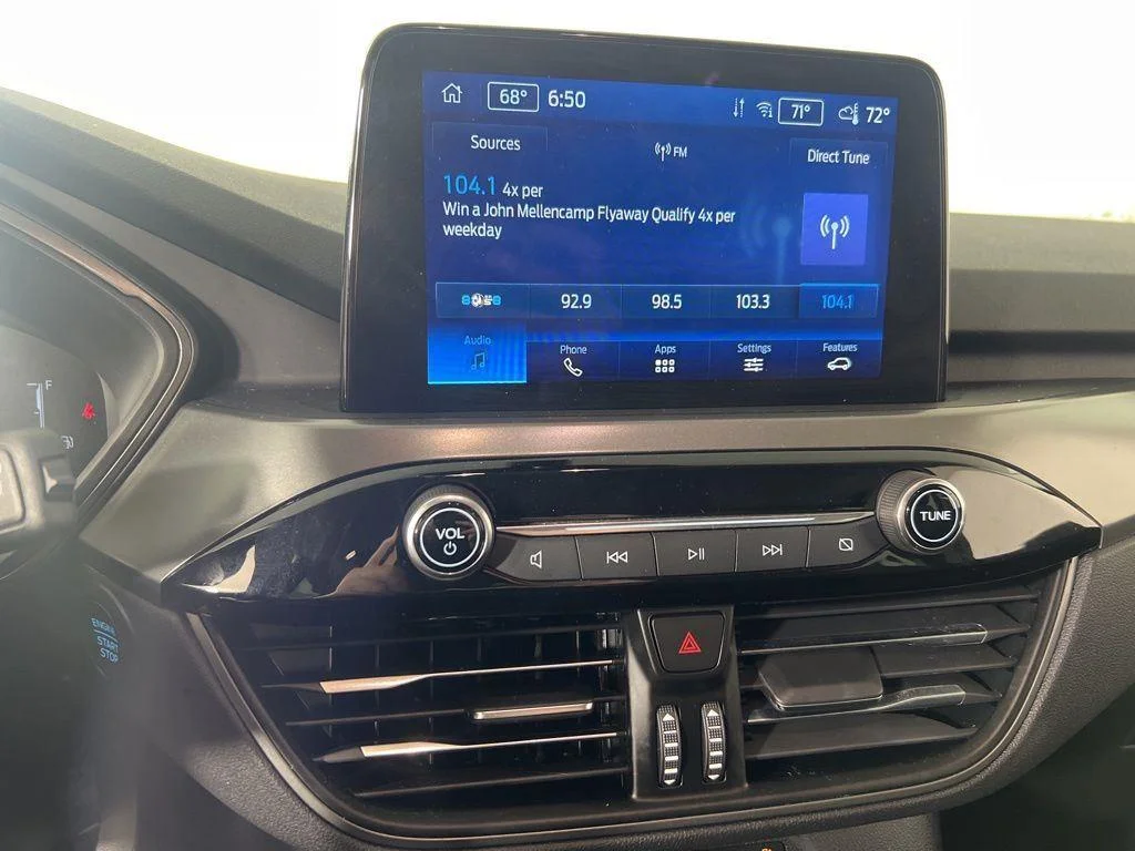 Used 2023 Gray Metallic Ford Active image 18