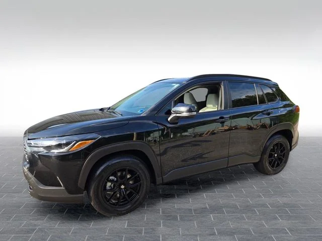 Used 2022 Black Toyota LE image 3