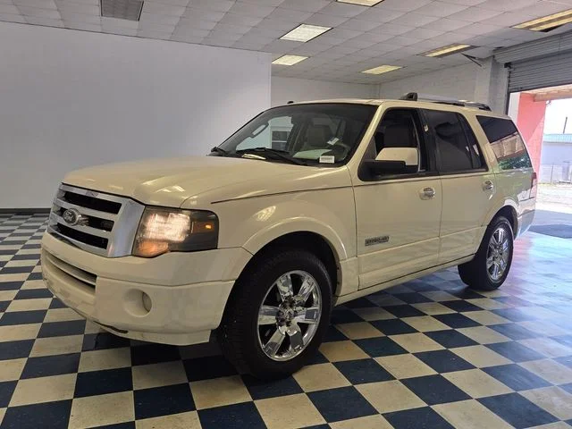 Used 2008  Ford Limited image 3