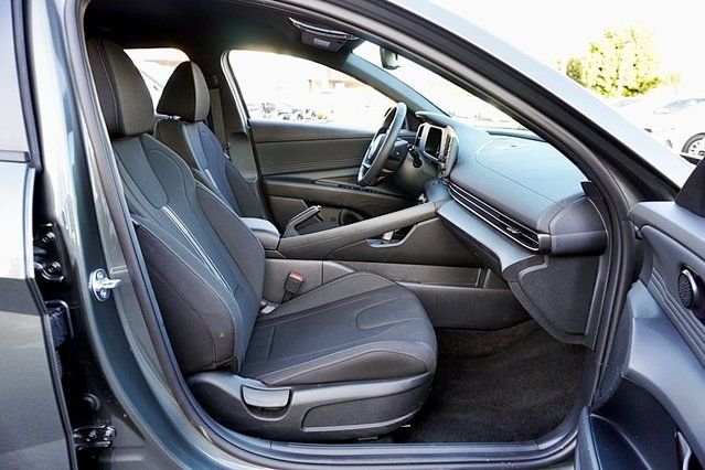 Used 2026 Gray Hyundai SEL Sport image 10
