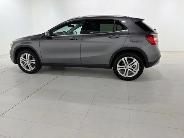 Used 2017 Mercedes-Benz GLA-Class GLA250 with VIN WDCTG4GB9HJ302104 for sale in Rochelle Park, NJ