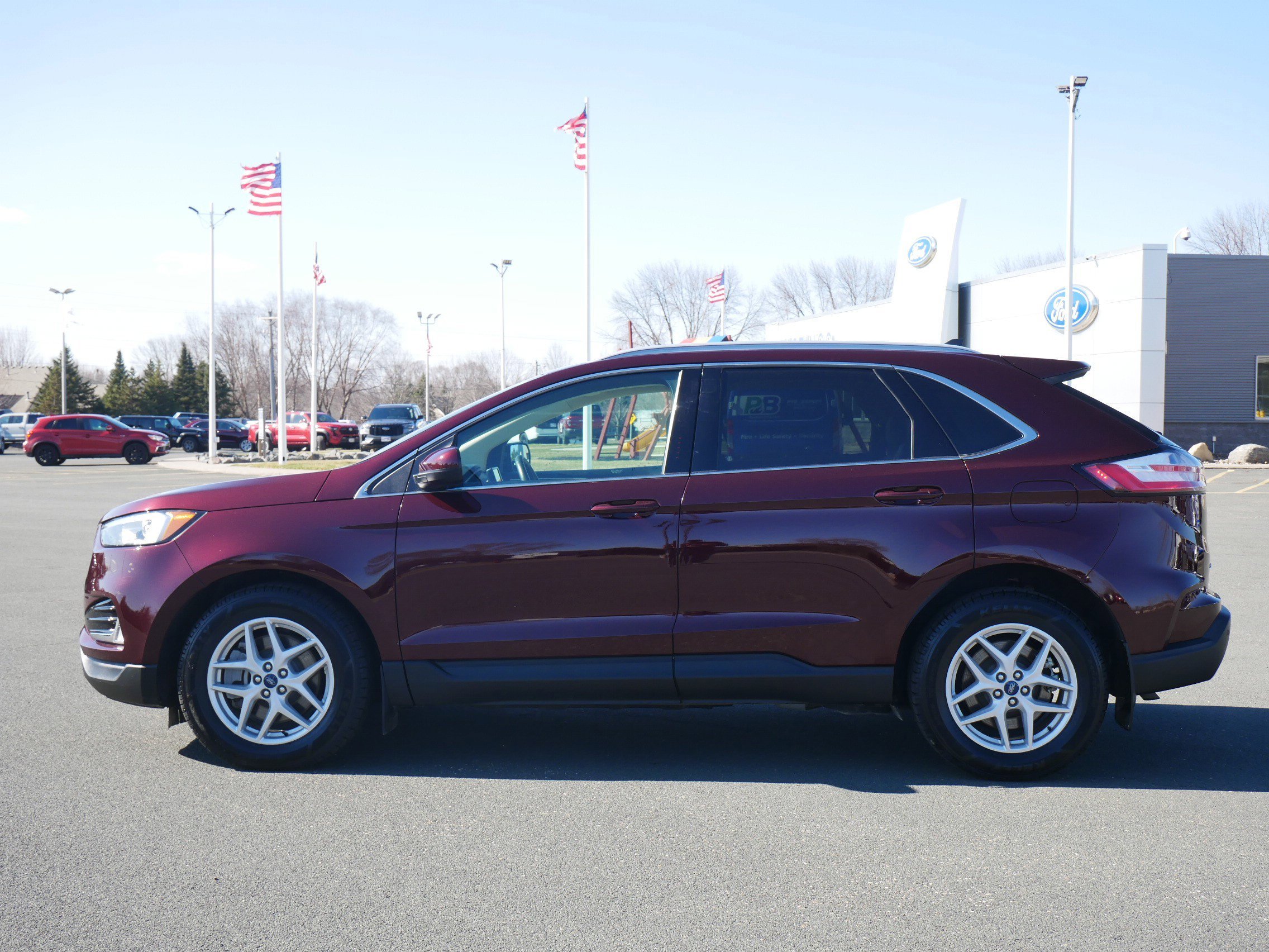 Used 2021 Ford Edge SEL with VIN 2FMPK4J92MBA14236 for sale in Hastings, Minnesota