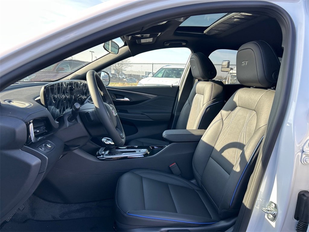 2026 BUICK ENVISTA - Image 15