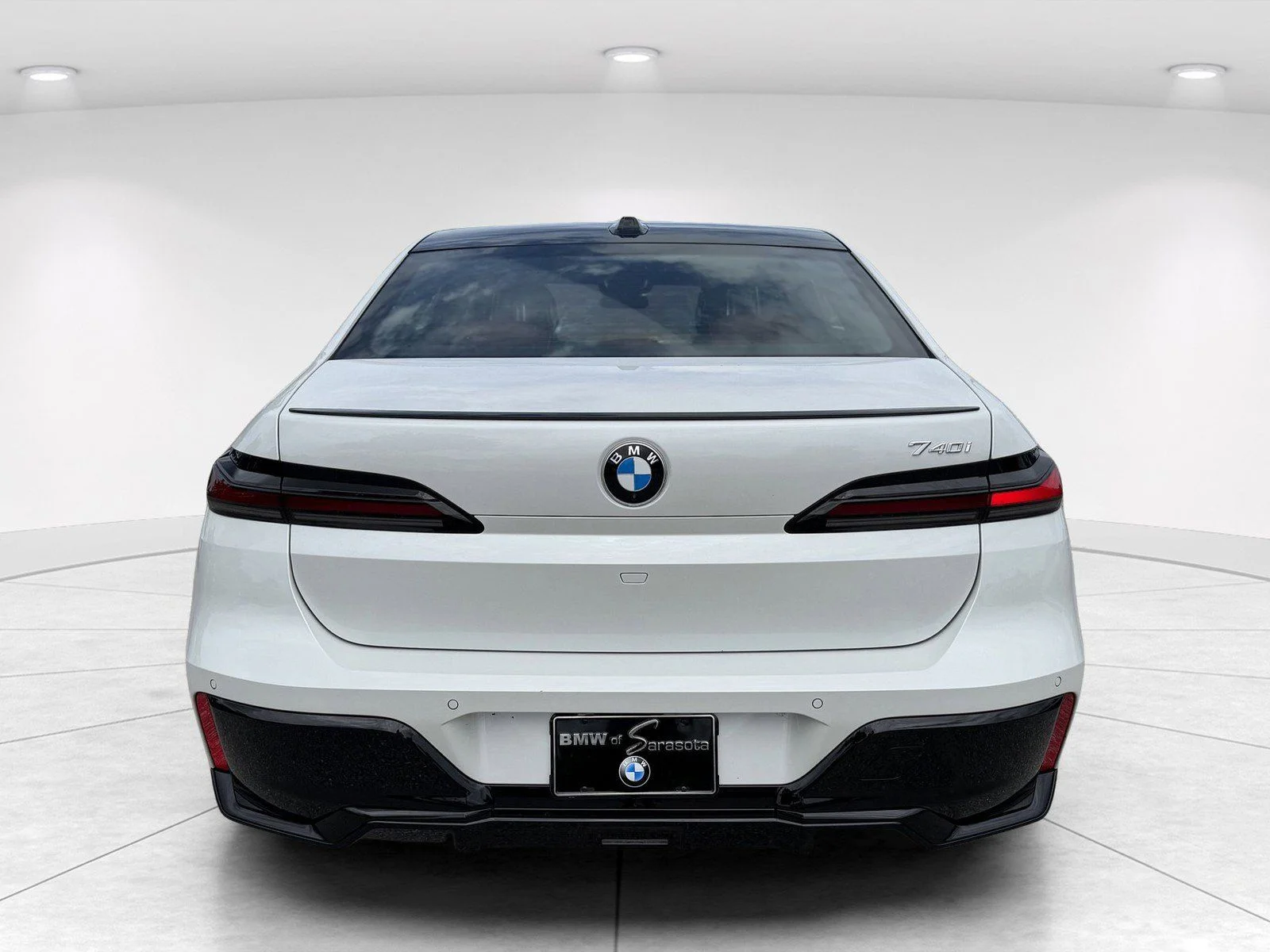 New 2026 Mineral White Metallic BMW 740i image 8