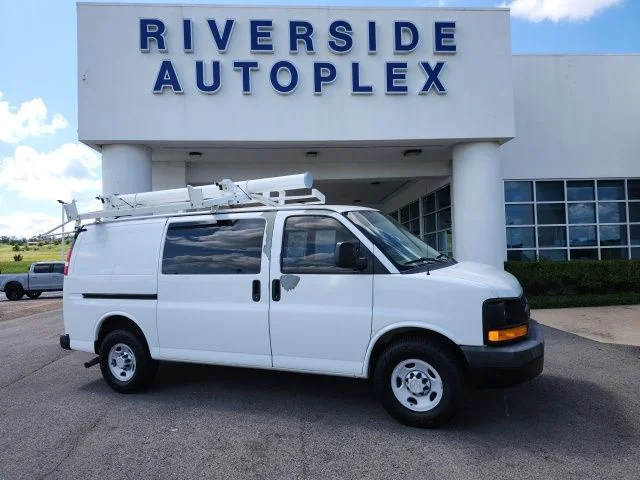 2012 Chevrolet Express 3500 Work Van HD's photo