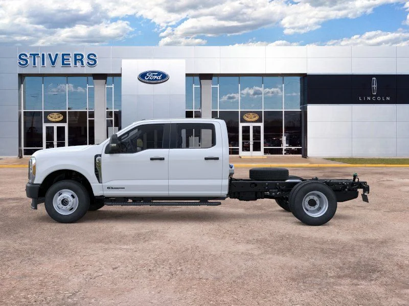 New 2026 White Ford XL image 4