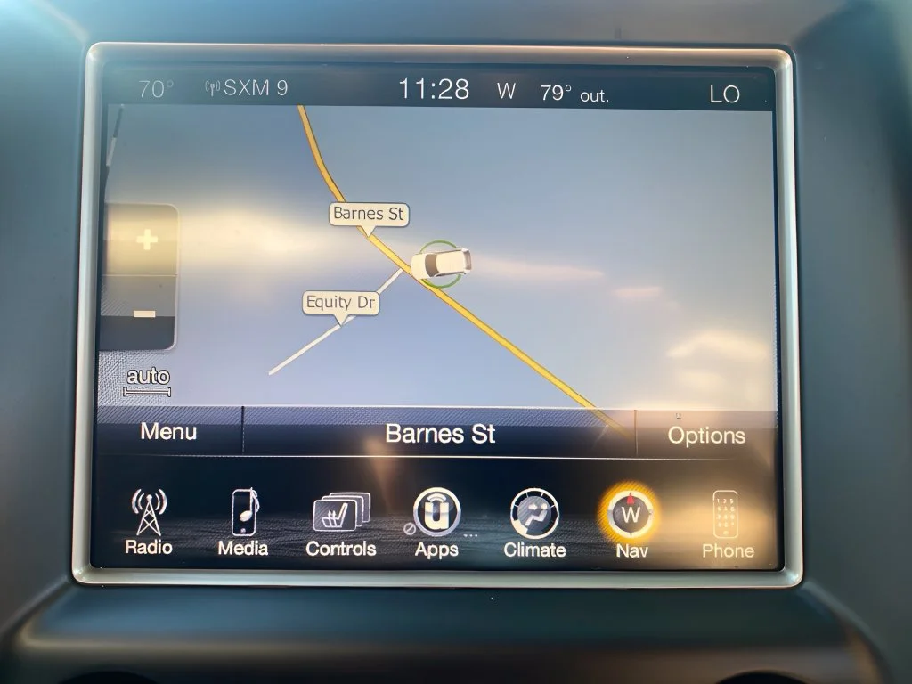 Used 2014  Jeep Limited image 25