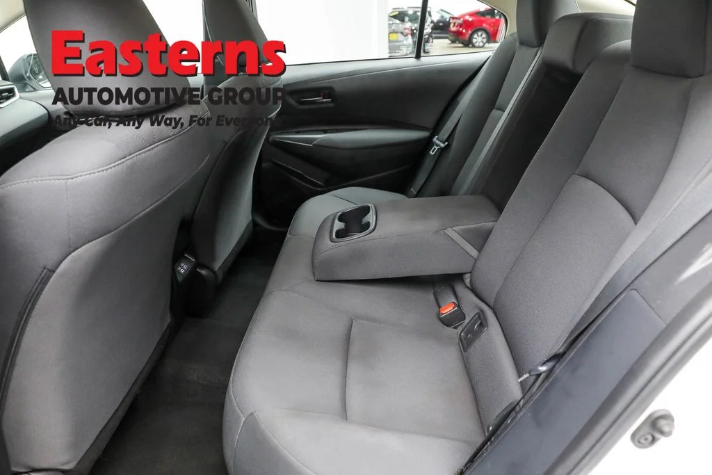 Used 2023 White Toyota LE image 20