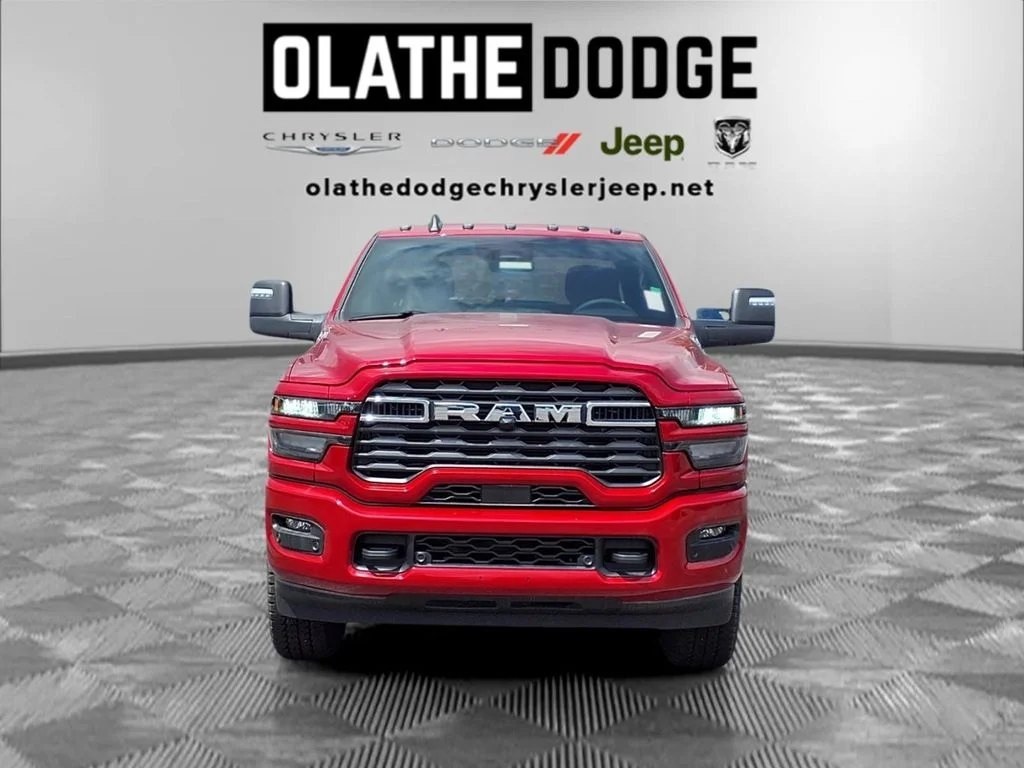 New 2026 Molten Red Pearl-Coat Exterior Paint RAM Big Horn image 28