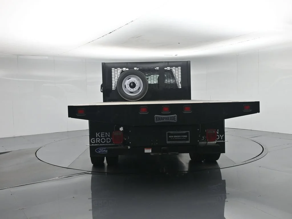 New 2026 Oxford White Ford XL image 19