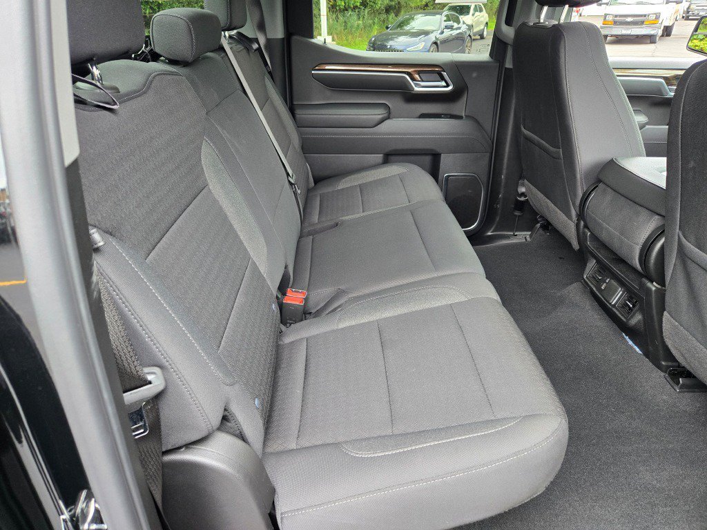 2026 Chevrolet Silverado 1500 LT - Photo 10
