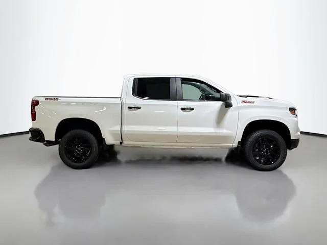 New 2026 Summit White Chevrolet Custom Trail Boss image 6