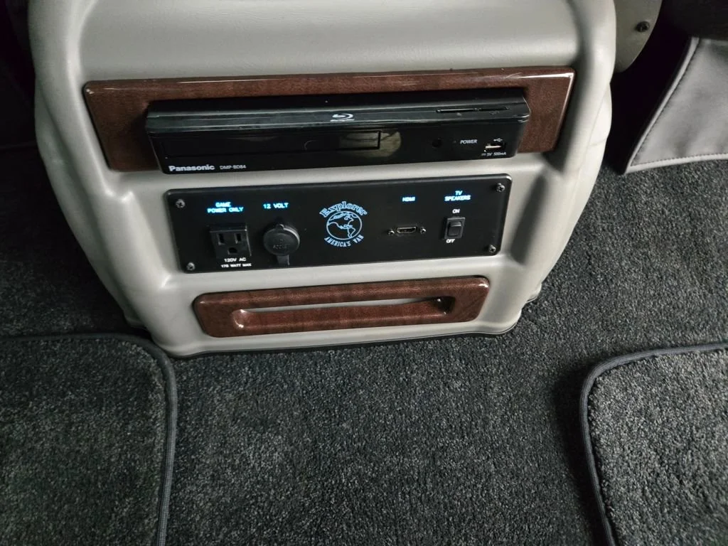 2021 Chevrolet Express Cargo Work Van - Photo 32