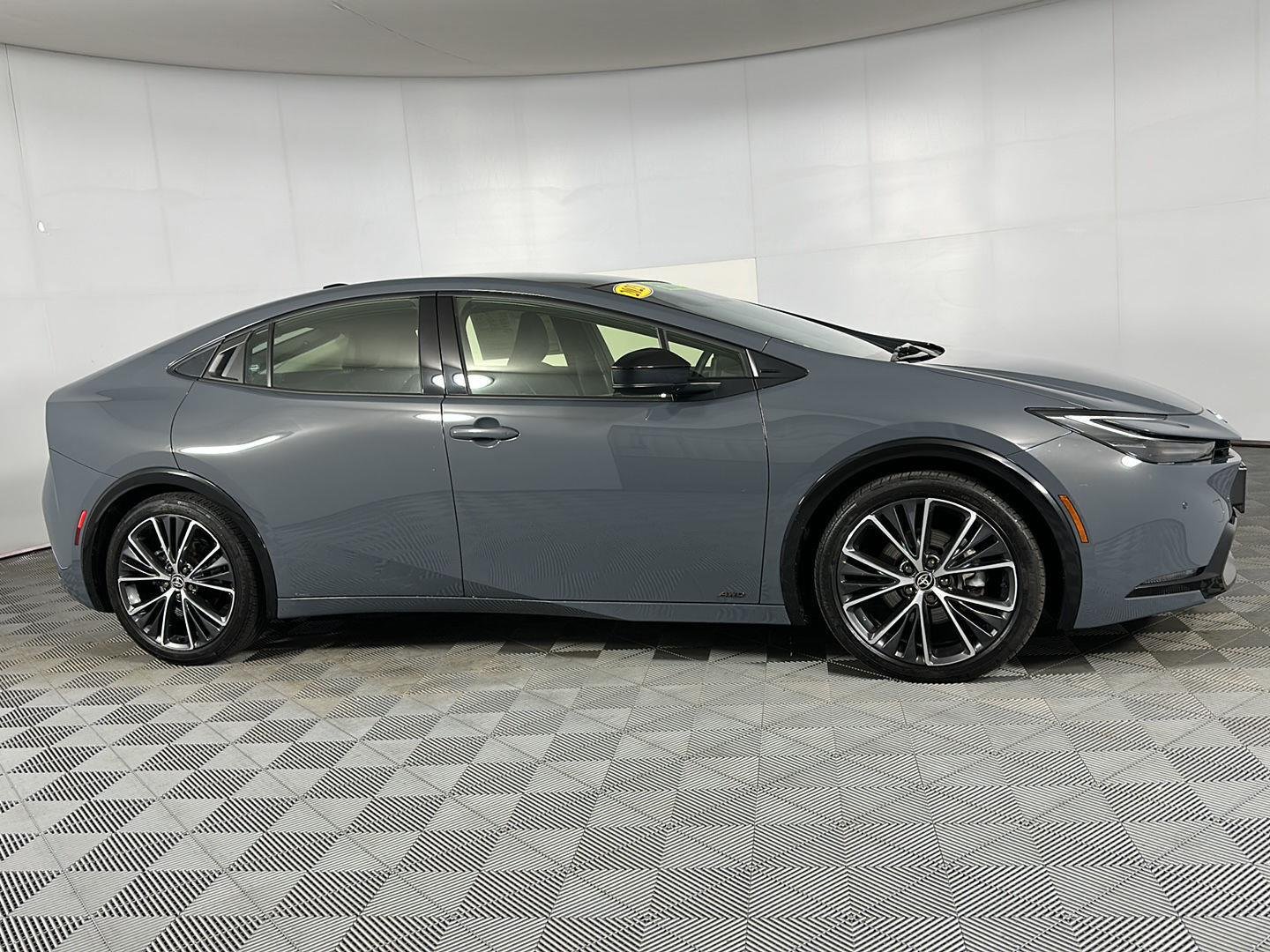 Used 2023 Guardian Gray Toyota XLE image 8